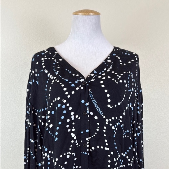 Love Moschino Black and White Oversized Graphic Button Down Blouse Size 4 - Picture 2 of 11